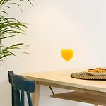 Estudio Com Terraco Junto Ao Lx Factory Апартаменти Лісабон