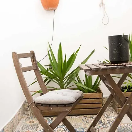 Estudio Com Terraco Junto Ao Lx Factory Daire *