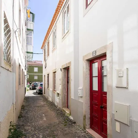 Estúdio Com Terraço Junto Ao Lx Factory