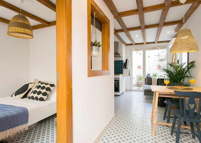 Estúdio Com Terraço Junto Ao Lx Factory * Lisboa