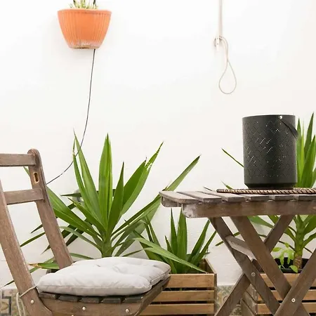 Estudio Com Terraco Junto Ao Lx Factory Lägenhet