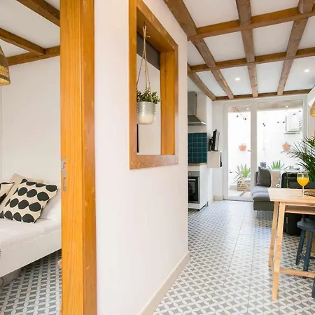 Estudio Com Terraco Junto Ao Lx Factory * Лісабон