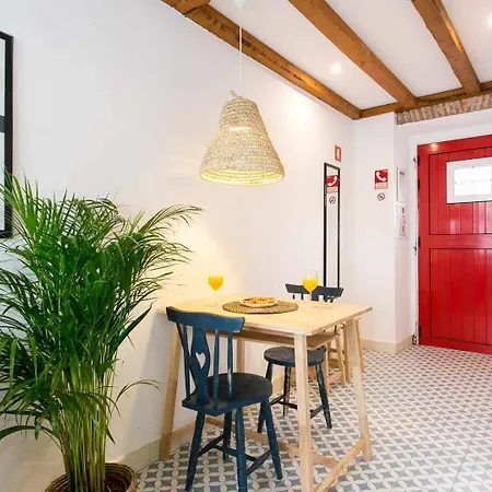 Estudio Com Terraco Junto Ao Lx Factory