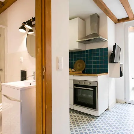 Estudio Com Terraco Junto Ao Lx Factory Lägenhet